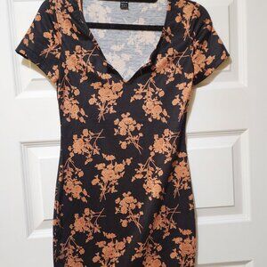 Shein size small gold black floor t-shirt dress